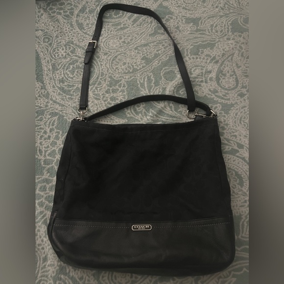 Coach Handbags - Coach purse